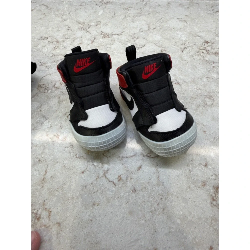 Nike Sky Jordan 1 Crib Bootie Black Varsity Red White‎  Size 3C New, NWOT